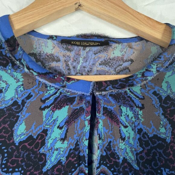 Kobi Halperin 100% Silk Womens SIZE SMALL Blue L/S Keyhole Crew-Neck Blouse Top - Picture 11 of 11